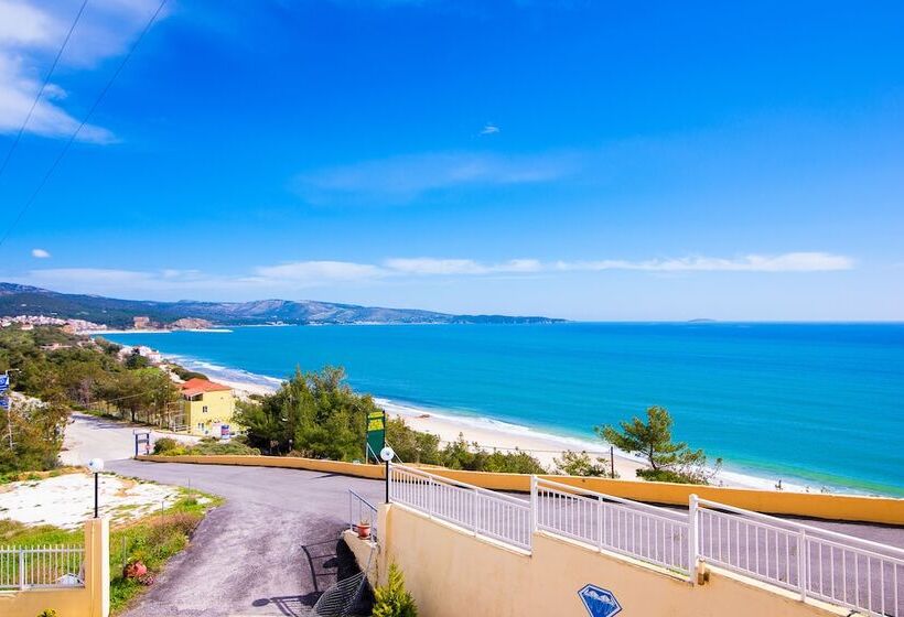 Chambre Triple Standard Vue Mer, Diamond