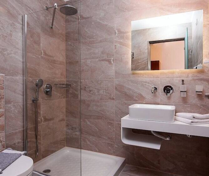 Chambre Triple Deluxe Vue Mer, Diamond