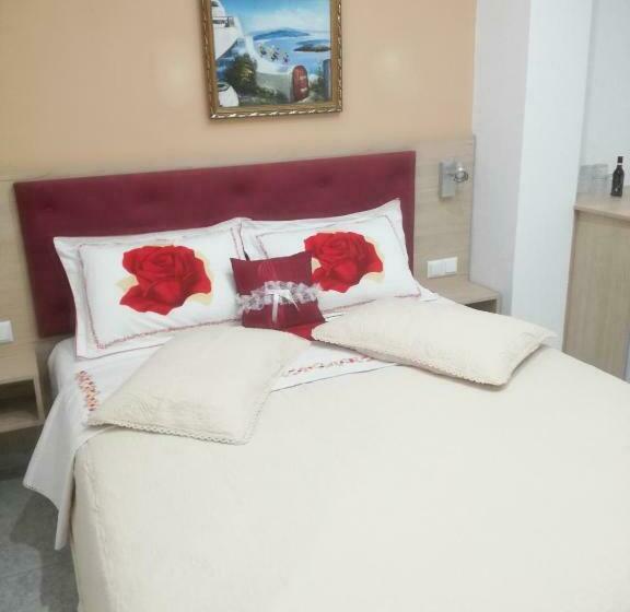 테라스 주니어 스위트, Dimitra Sun