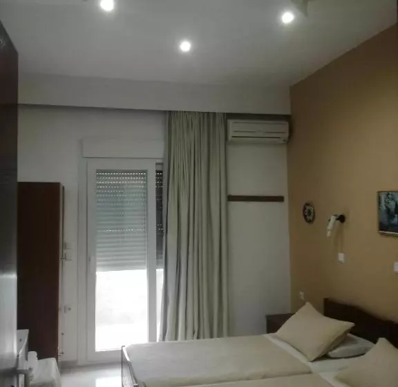 اتاق لوکس با بالکن, Dimitra Sun