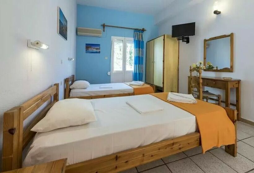 Economy Studio, Elefteria