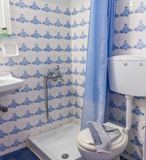 اتاق استاندارد با چشمانداز باغ, Elefteria