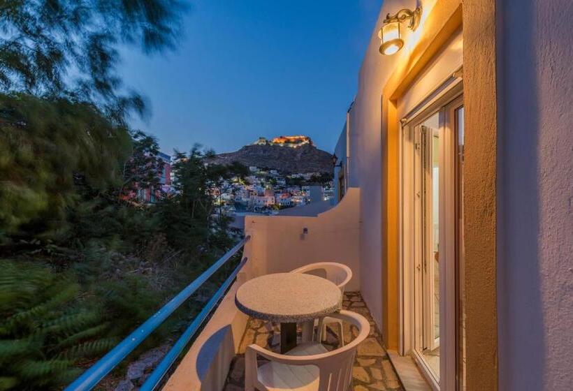 استودیوی استاندارد, Elefteria