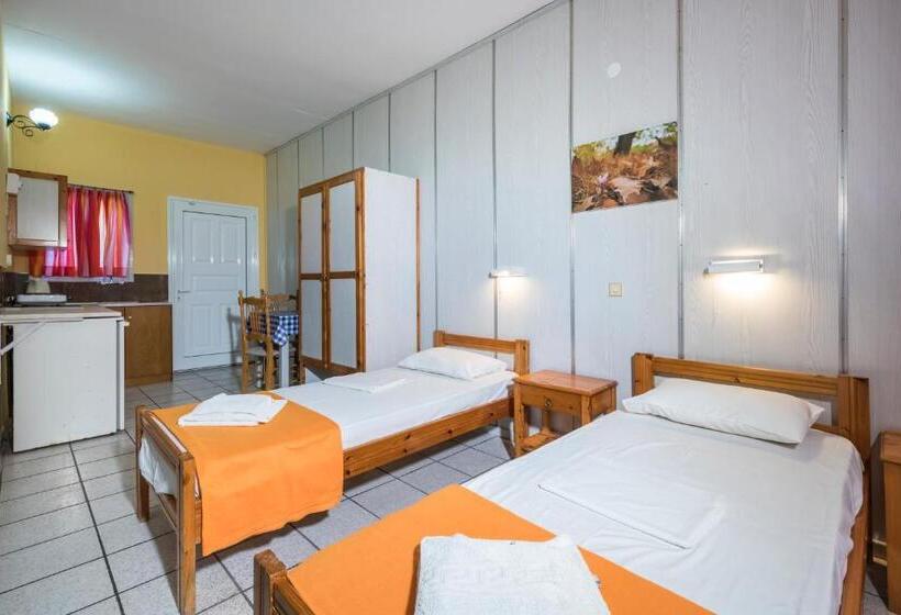 استودیوی استاندارد, Elefteria