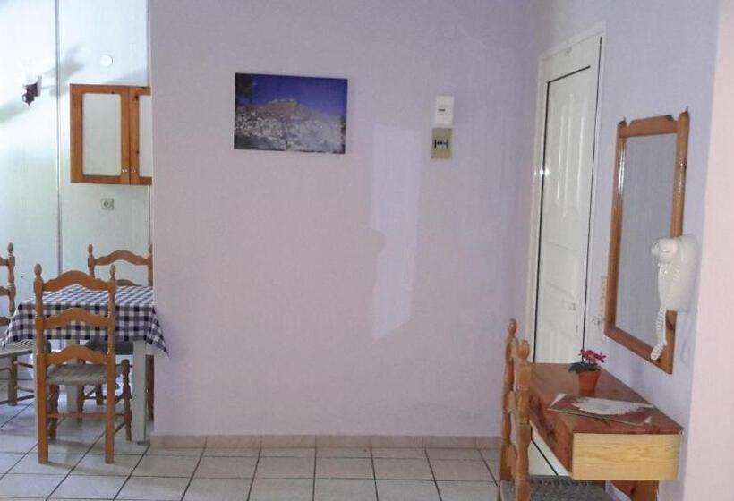 آپارتمان 1 خوابه, Elefteria