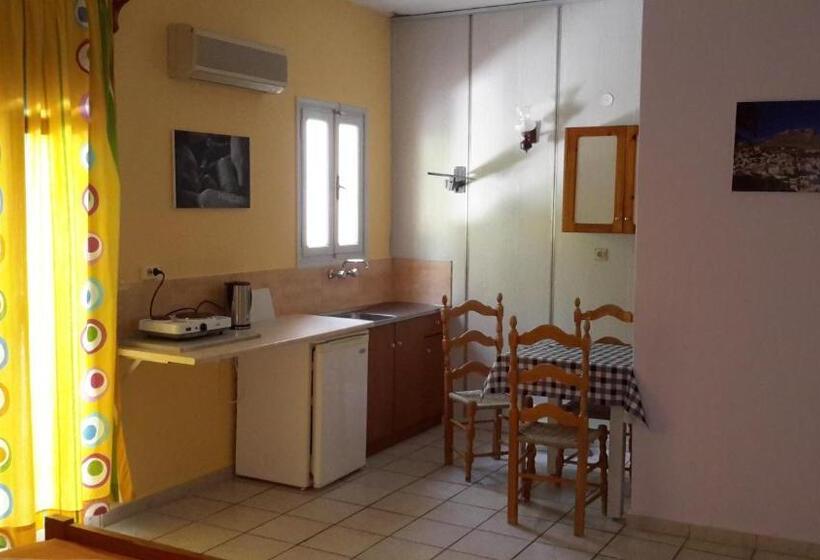 آپارتمان 1 خوابه, Elefteria