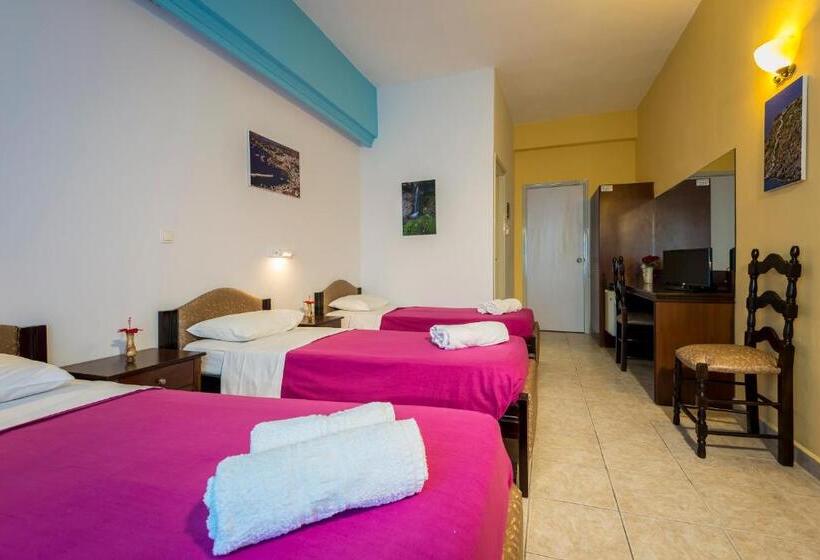 اتاق استاندارد سه تخته با چشمانداز, Elefteria