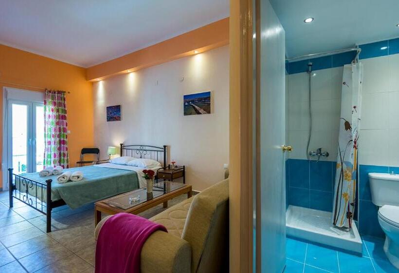 استودیو استاندارد با بالکن, Elefteria