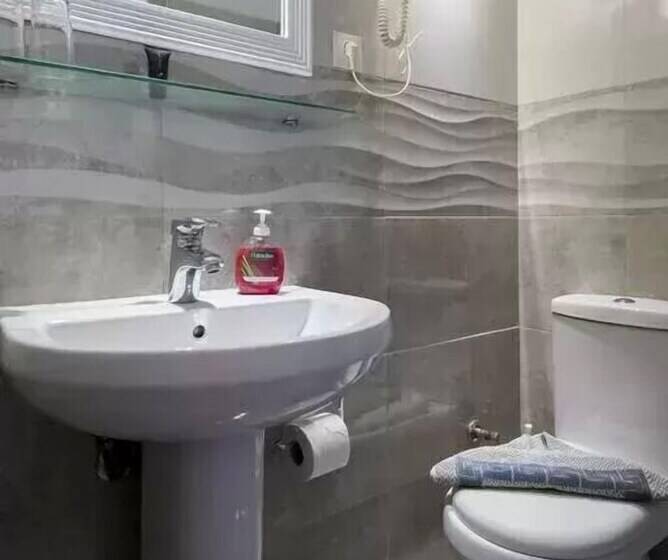 اتاق استاندارد سه تخته با چشمانداز, Elefteria