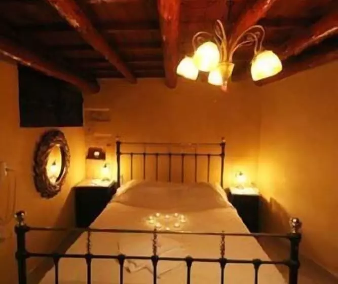 Economy Room