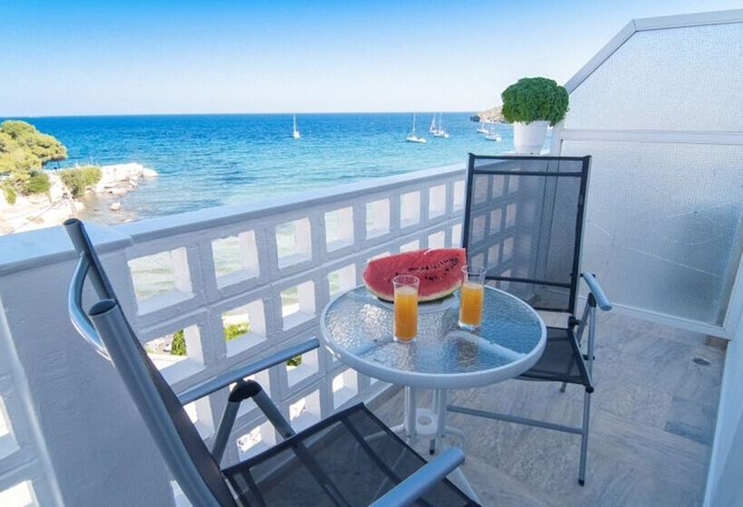 جناح جونيور مطلّ علي البحر, Paradiso Resort