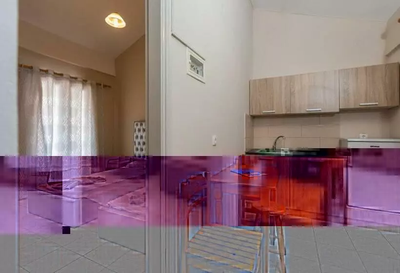 プールビュースタンダードステューディオ, The L Suites & Apartments