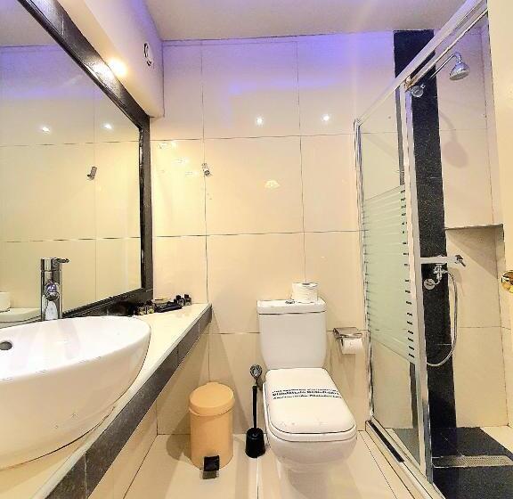 패밀리 룸, The L Suites & Apartments