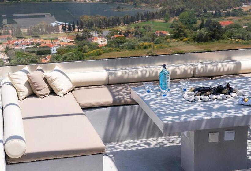 전용 풀장 스위트, The L Suites & Apartments