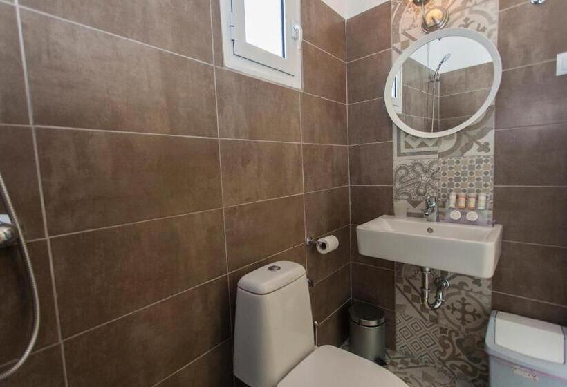 חדר אקונומי, Ionio Gastronomy Suites