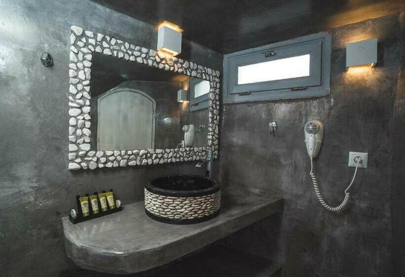 1 Bedroom House, Kaleidoscope Cave Houses