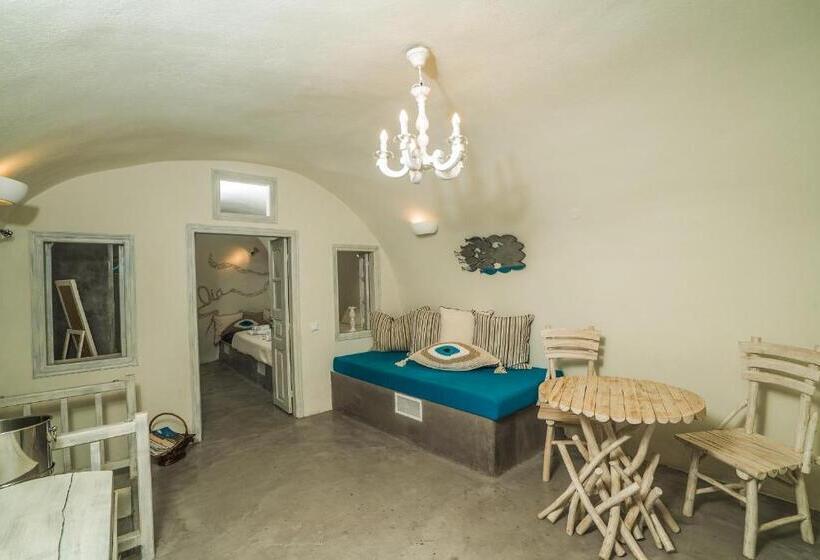 2 Bedroom House, Kaleidoscope Cave Houses