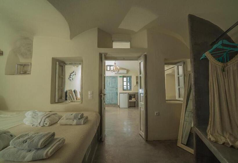 2 Bedroom House, Kaleidoscope Cave Houses