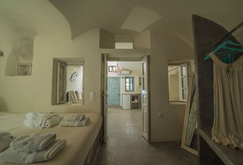 2 Bedroom House, Kaleidoscope Cave Houses