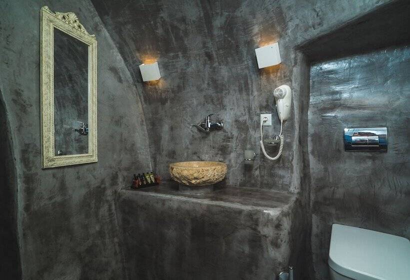 2 Bedroom House, Kaleidoscope Cave Houses