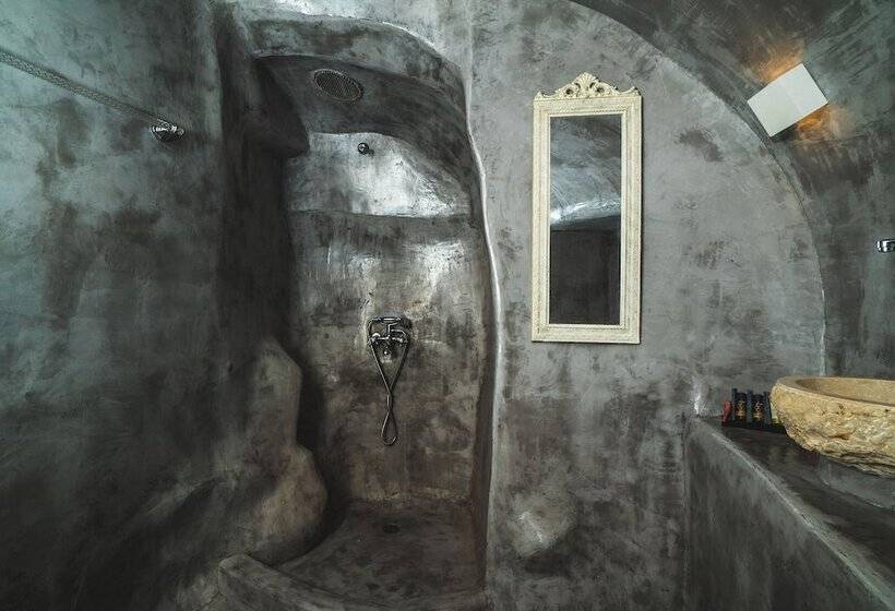 خانه 2 خوابه, Kaleidoscope Cave Houses