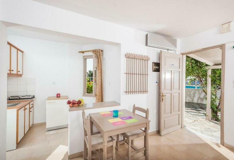 Студия Стандарт, Panorama Seaview Studios & Apartments