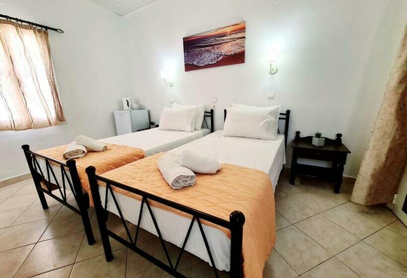 اتاق استاندارد, Avra Rooms