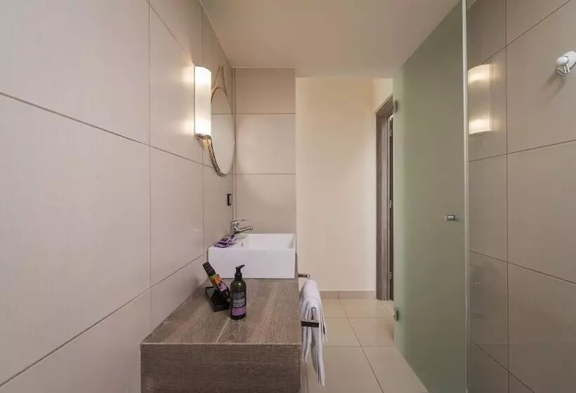 １ベッドルームベーシックアパートメント, Sea & City Apartments