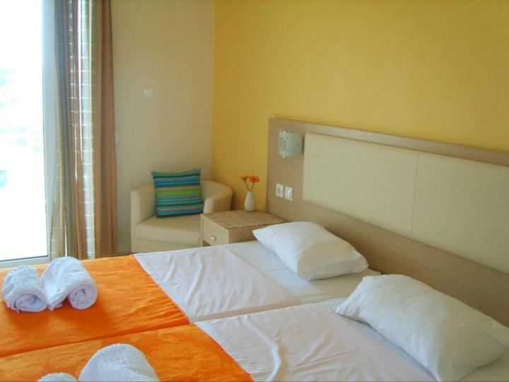 جناح جونيور ذو إطلالة جانبية على البحر, Decauville