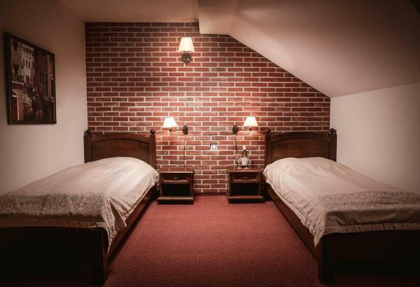 اتاق استاندارد, Green Gondola