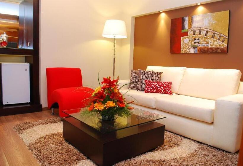 סוויטה נשיאותית, La Cuesta De Cayma