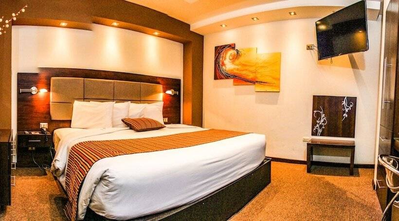 סוויטה עם ג'קוזי, La Cuesta De Cayma