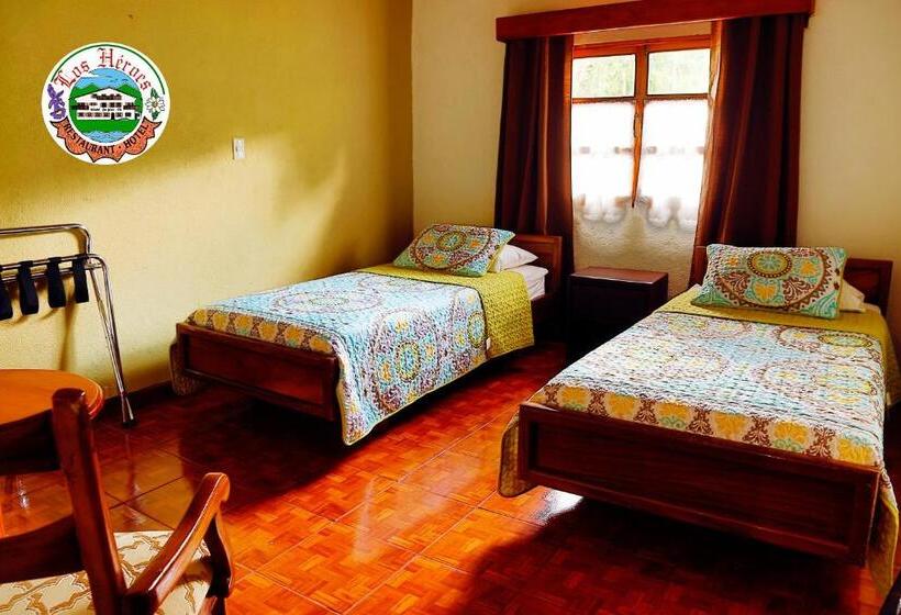 Номер Стандарт, Los Héroes