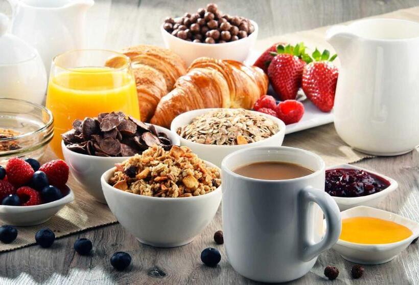 غرفة قياسية, Maxim