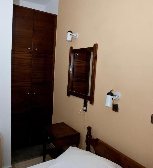 غرفة قياسية فردية, Pegasus