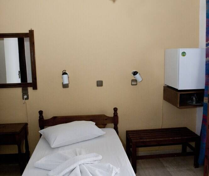 Quarto Estandar Individual, Pegasus