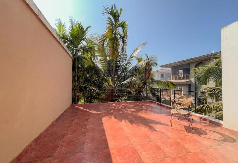 Апартаменты 2 Спальни с Террасой, Rainforest Enclave, Arpora 10 Mins To Baga Beach