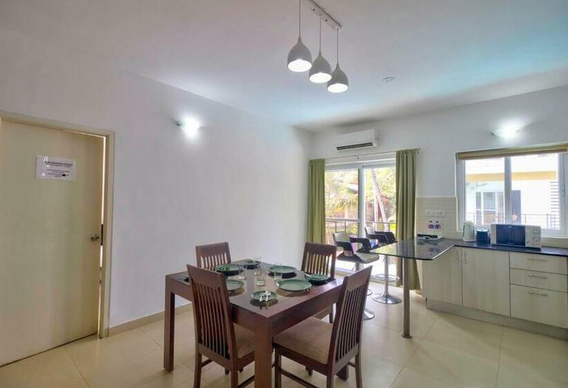 Апартаменты 1 Спальня Вид на Бассейн, Rainforest Enclave, Arpora 10 Mins To Baga Beach
