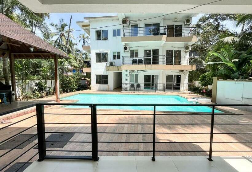 Апартаменты 1 Спальня Вид на Бассейн, Rainforest Enclave, Arpora 10 Mins To Baga Beach
