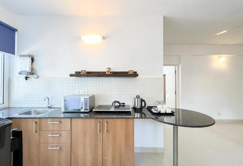 Апартаменты 1 Спальня Вид на Бассейн, Rainforest Enclave, Arpora 10 Mins To Baga Beach