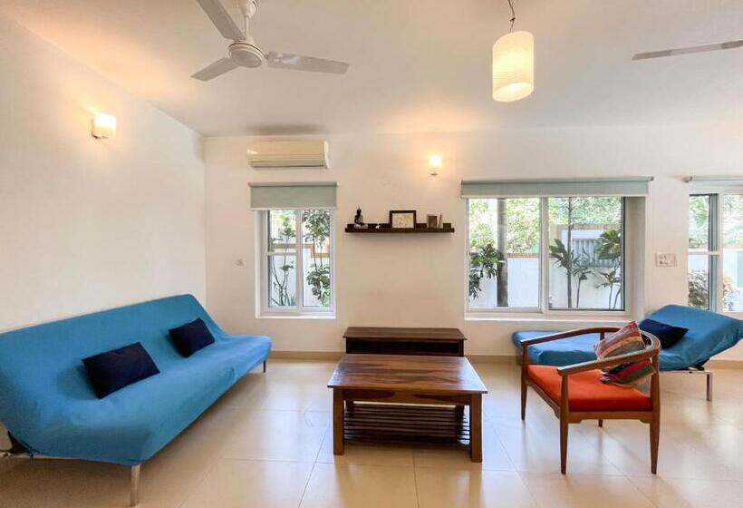 带1个卧室带泳池的公寓, Rainforest Enclave, Arpora   10 Mins To Baga Beach