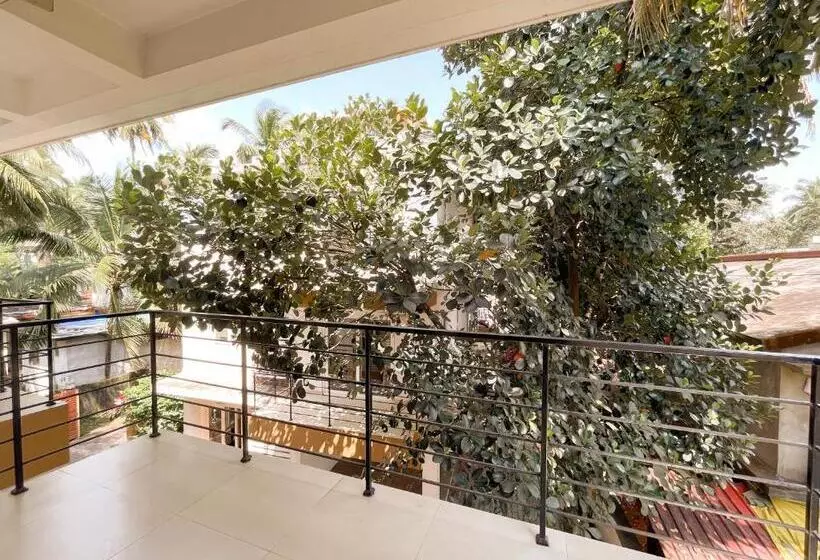 テラスつきの２ベッドルームアパートメント, Rainforest Enclave, Arpora   10 Mins To Baga Beach