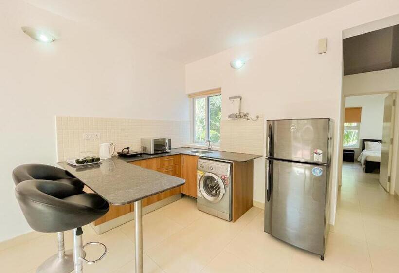 Апартаменты 2 Спальни с Террасой, Rainforest Enclave, Arpora 10 Mins To Baga Beach