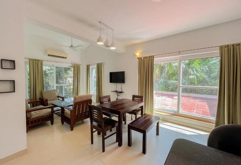 Апартаменты 2 Спальни с Террасой, Rainforest Enclave, Arpora 10 Mins To Baga Beach