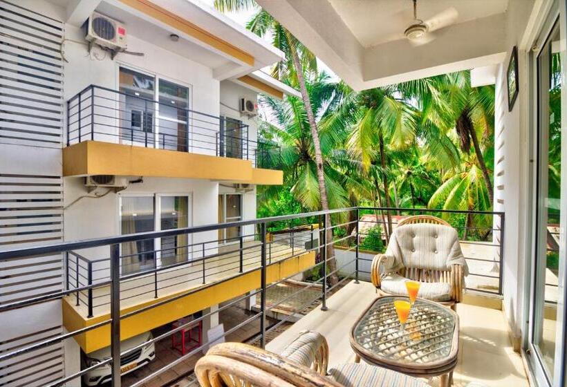 Апартаменты 2 спальни Вид на Бассейн, Rainforest Enclave, Arpora 10 Mins To Baga Beach