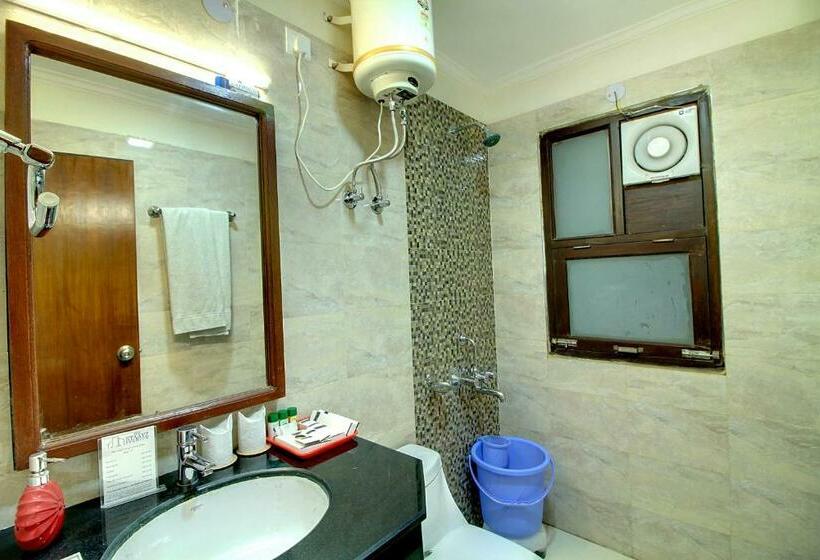 Deluxe Enkelrum, Staayz Premium Gurgaon