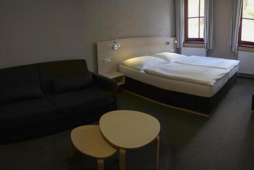 اتاق سوپریور سه تخته, Wellness Hotel Sauna