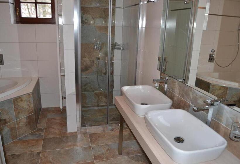 سوییت لوکس, Wellness Hotel Sauna