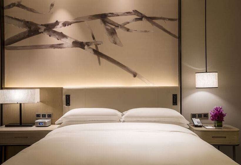 이그제큐티브 룸 킹사이즈 침대, Doubletree By Hilton Hotel Shenzhen Longhua