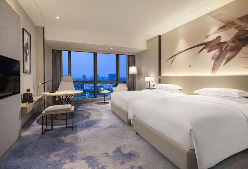 Номер Executive, Doubletree By Hilton Hotel Shenzhen Longhua